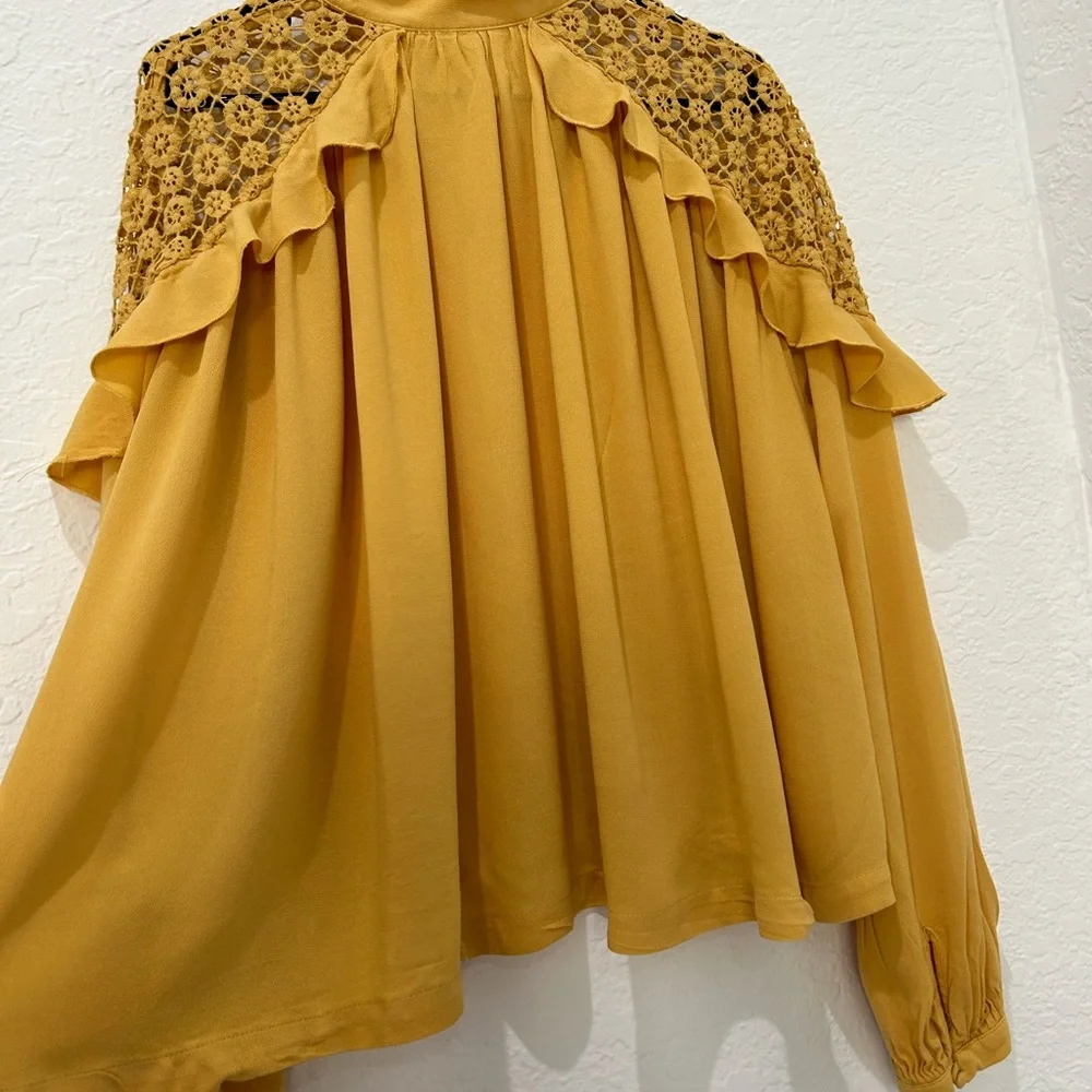 🔥PRICE⬇️ FREE PEOPLE • Yellow/Gold • Women’s Long Sleeve Blouse • size M • - Picture 2 of 5